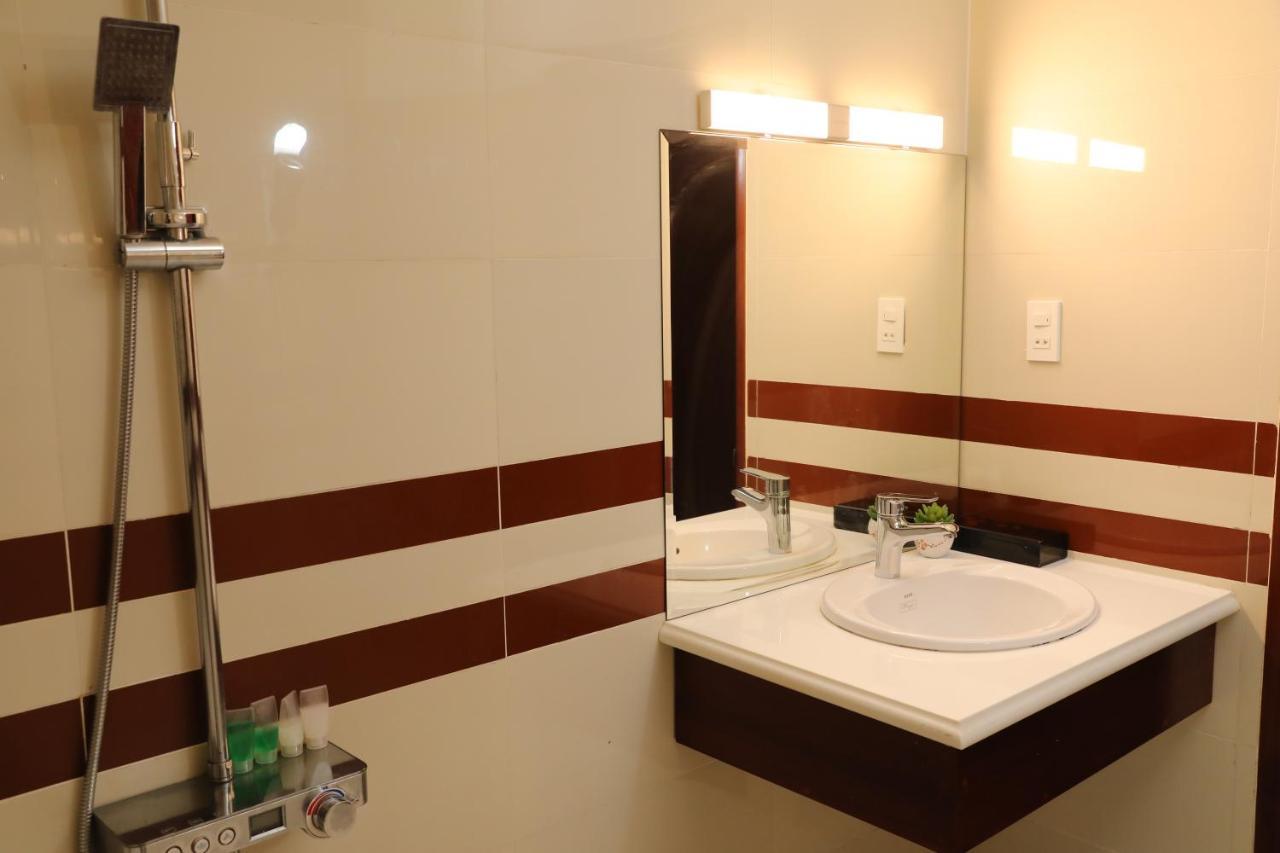 Thanh Vinh Hotel & Apartment Хошимін Екстер'єр фото